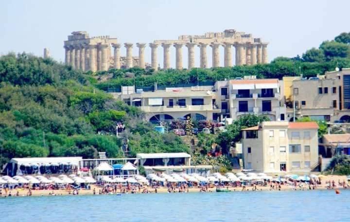 מרינלה דו סלינונטה Bahari Beachfront Aparthotel Selinunte מראה חיצוני תמונה